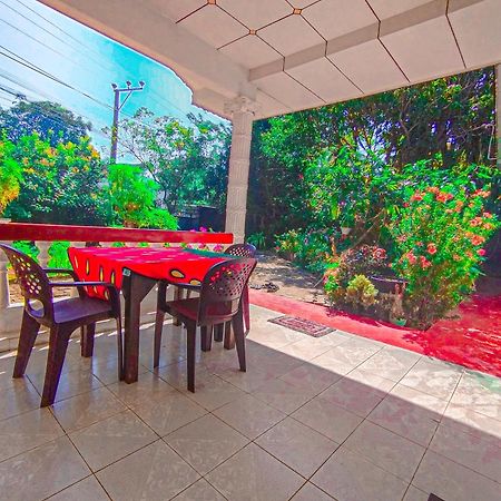 Mirissa White House Otel Dış mekan fotoğraf