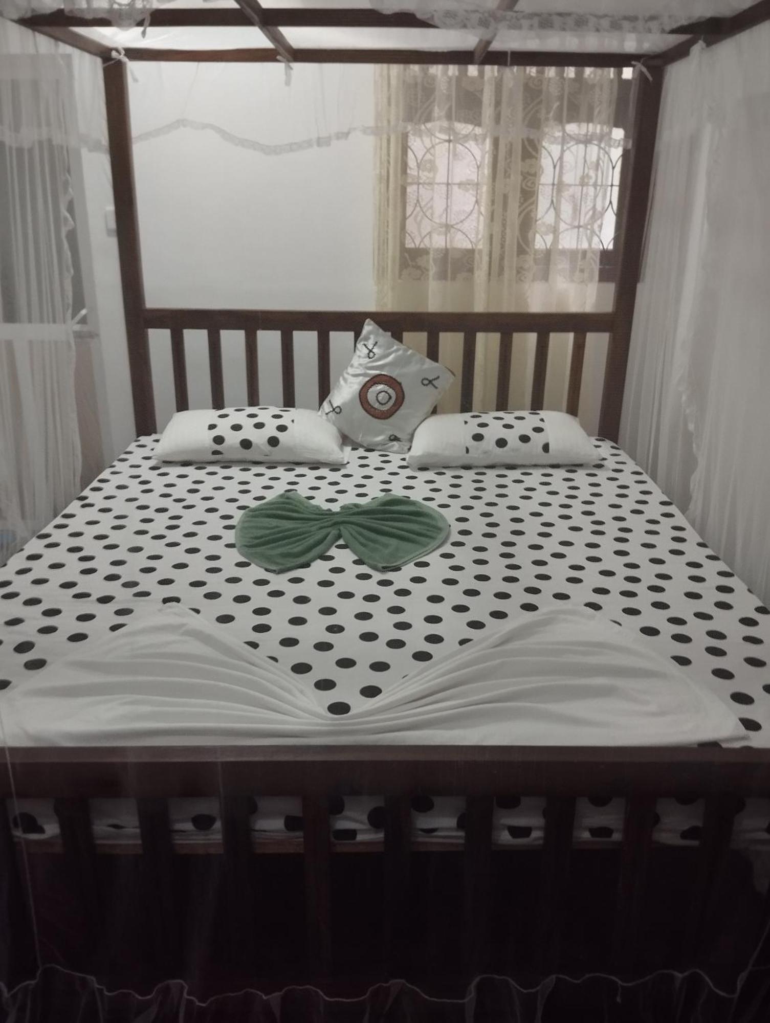 Mirissa White House Otel Dış mekan fotoğraf