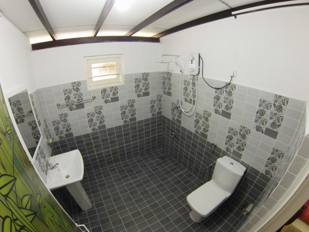 Mirissa White House Otel Dış mekan fotoğraf