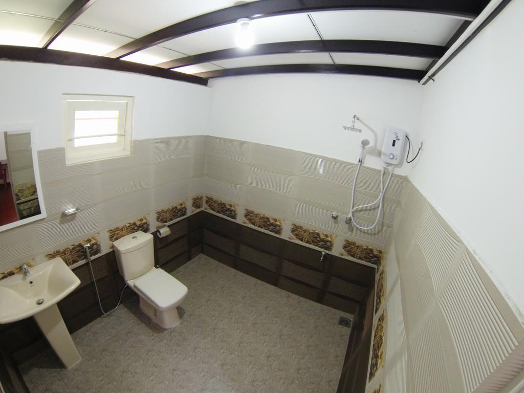 Mirissa White House Otel Dış mekan fotoğraf