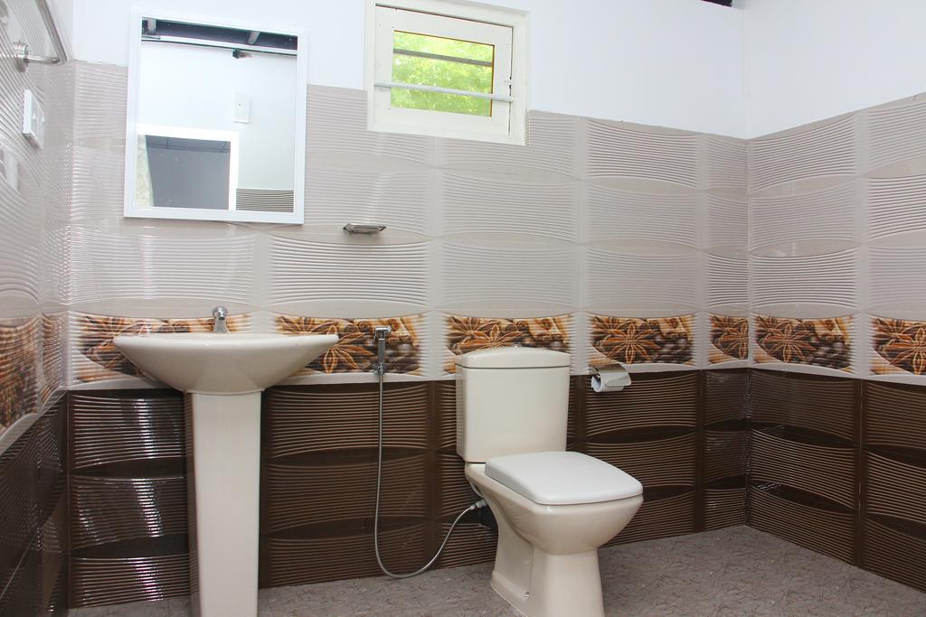 Mirissa White House Otel Dış mekan fotoğraf